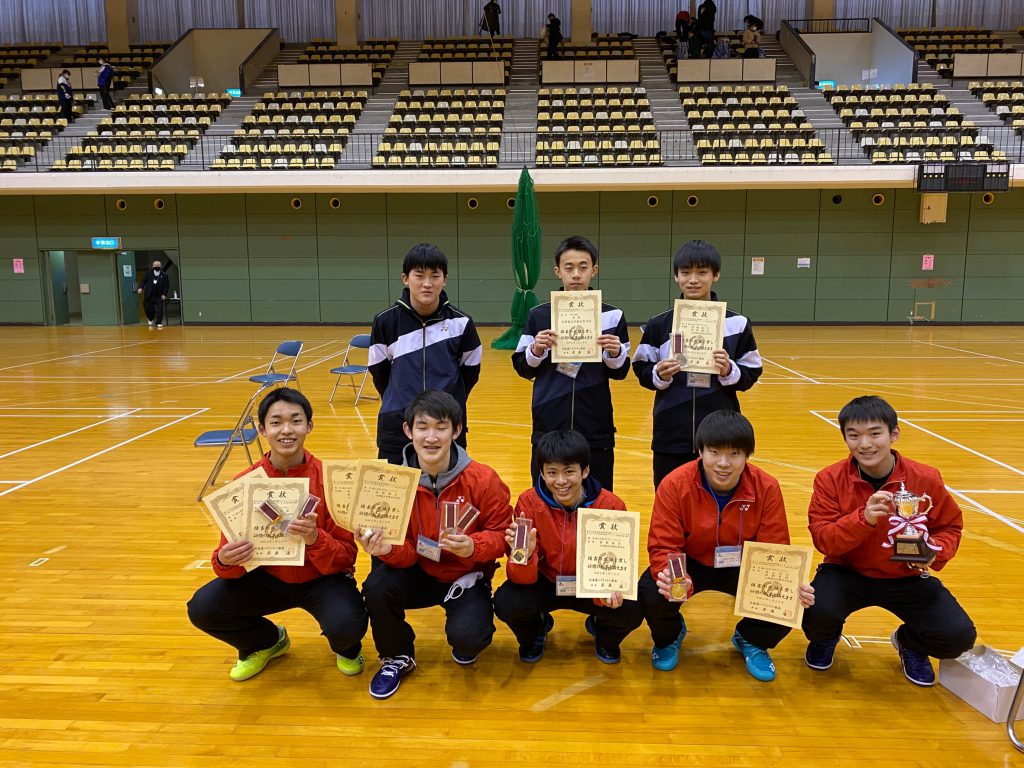 男子バドミントン部 全道大会完全制覇で3連覇 札幌龍谷学園高等学校